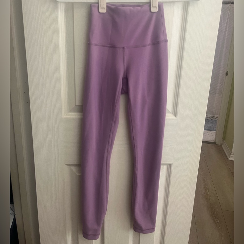 Lululemon Wunder Under leggings 25” size 0